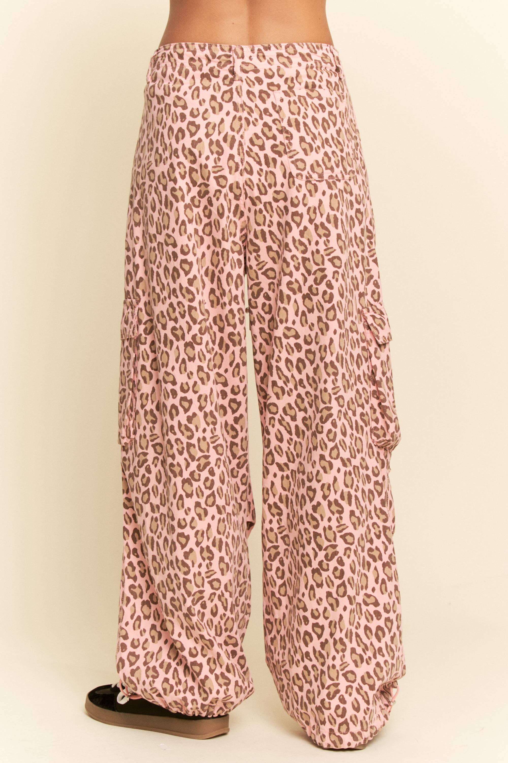 Washed Leopard Elastic Waist Jeans (Plus)