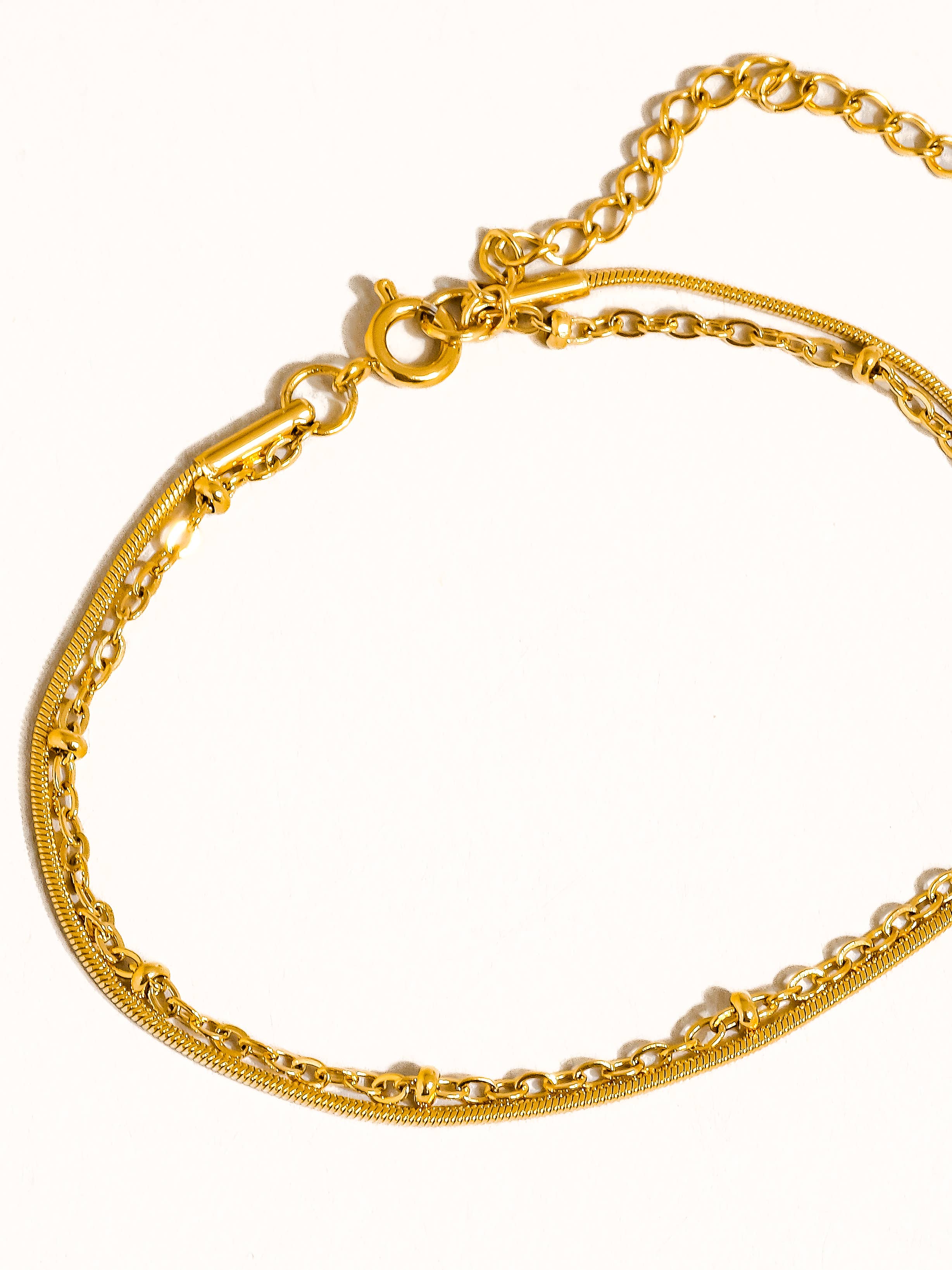 Alma 18K Gold Non-Tarnish Classic Thin double chain Bracelet
