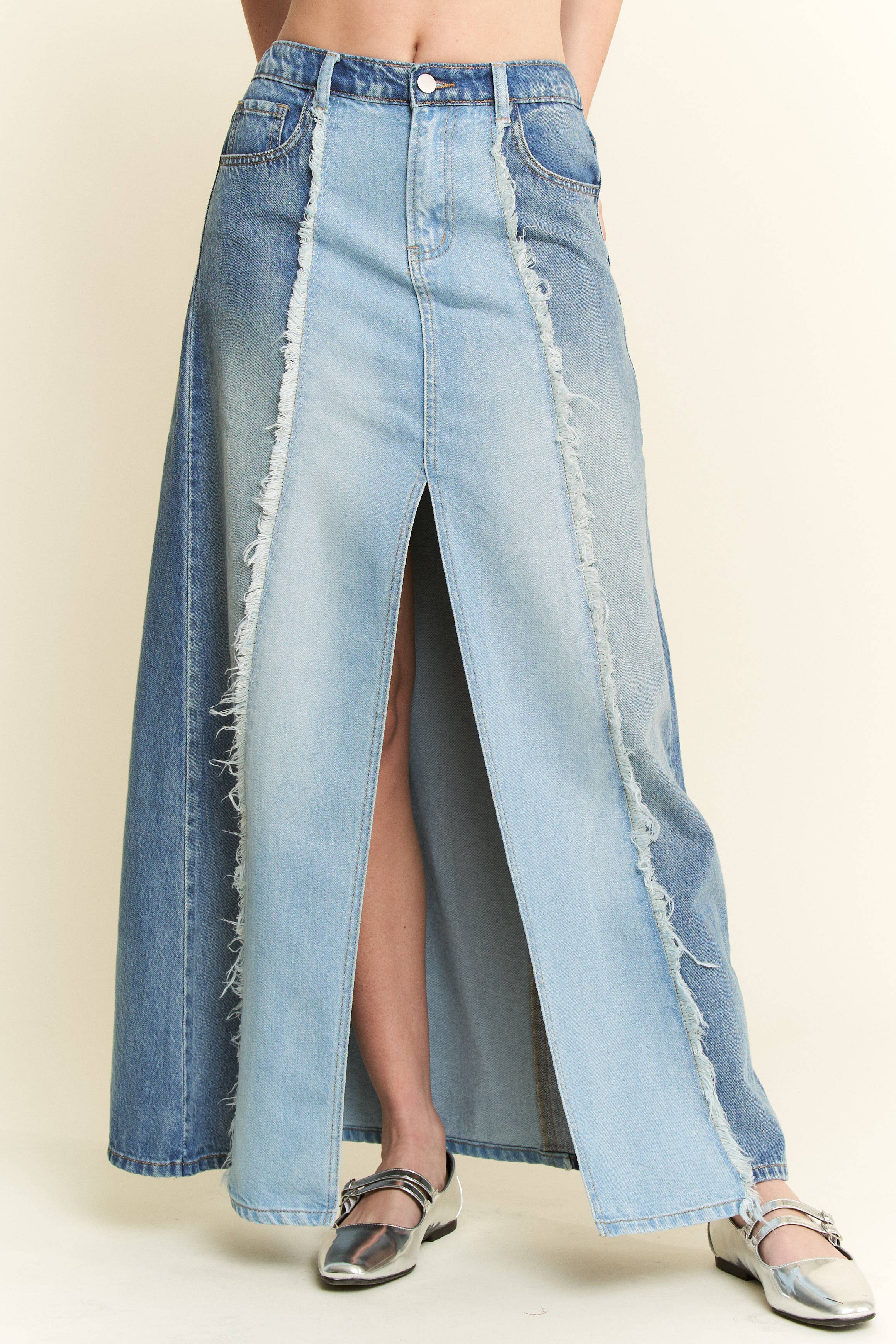 PLUS SIZE SPLIT DECISION DENIM FRONT SLIT SKIRT