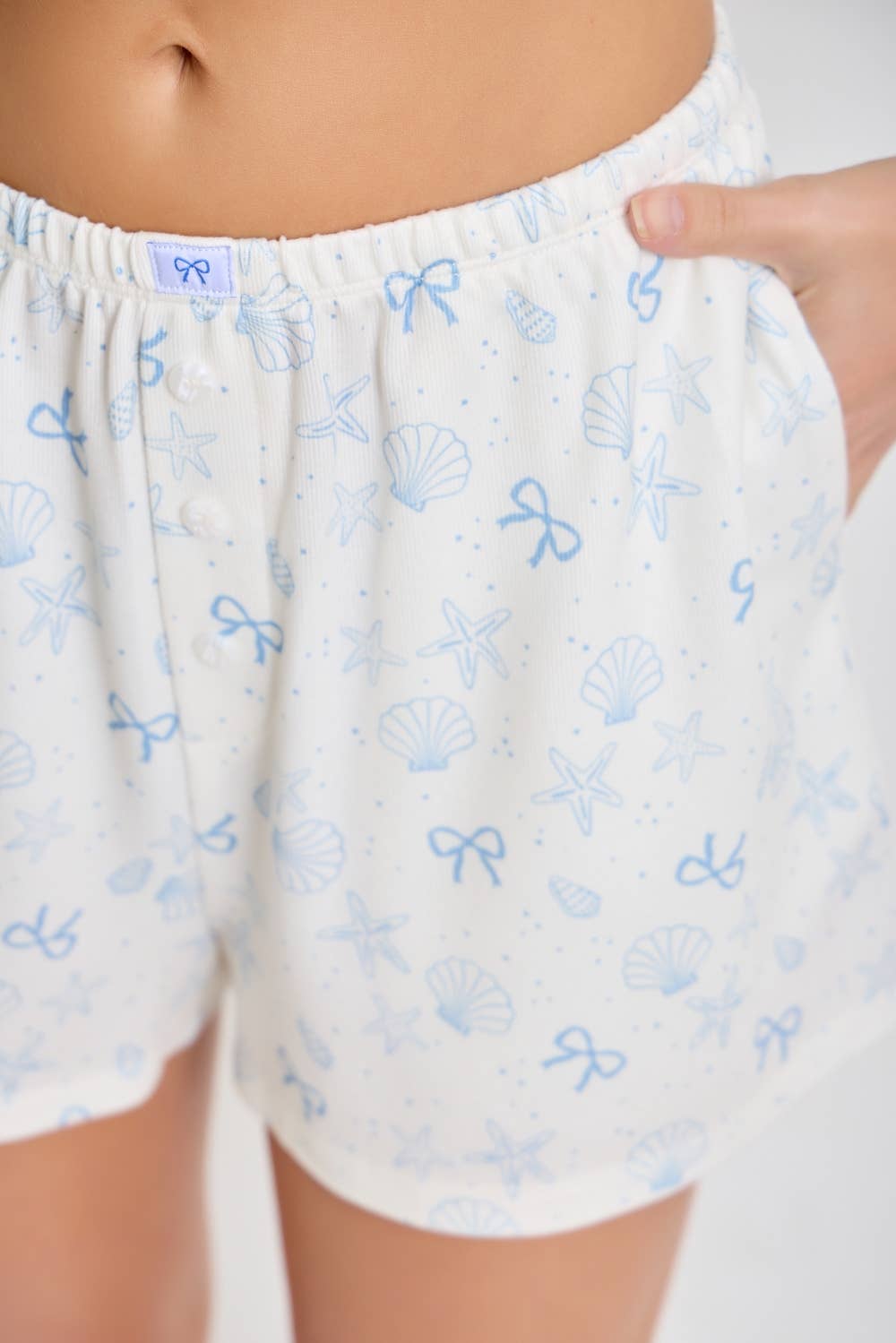 Shell & Bow Print Shorts (Plus)