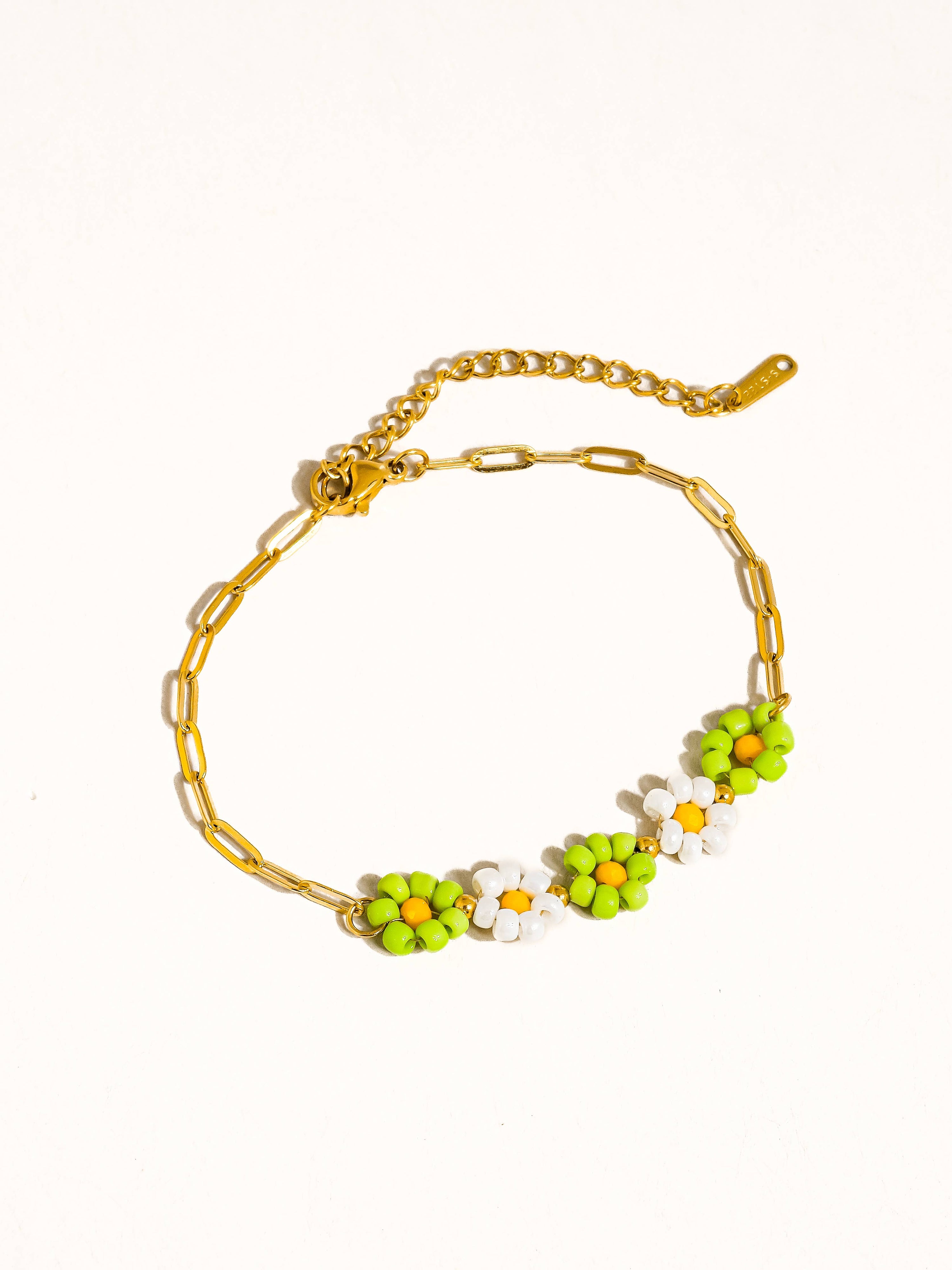 Leia 18K Gold Non-Tarnish Beaded Daisy Chain Bracelet