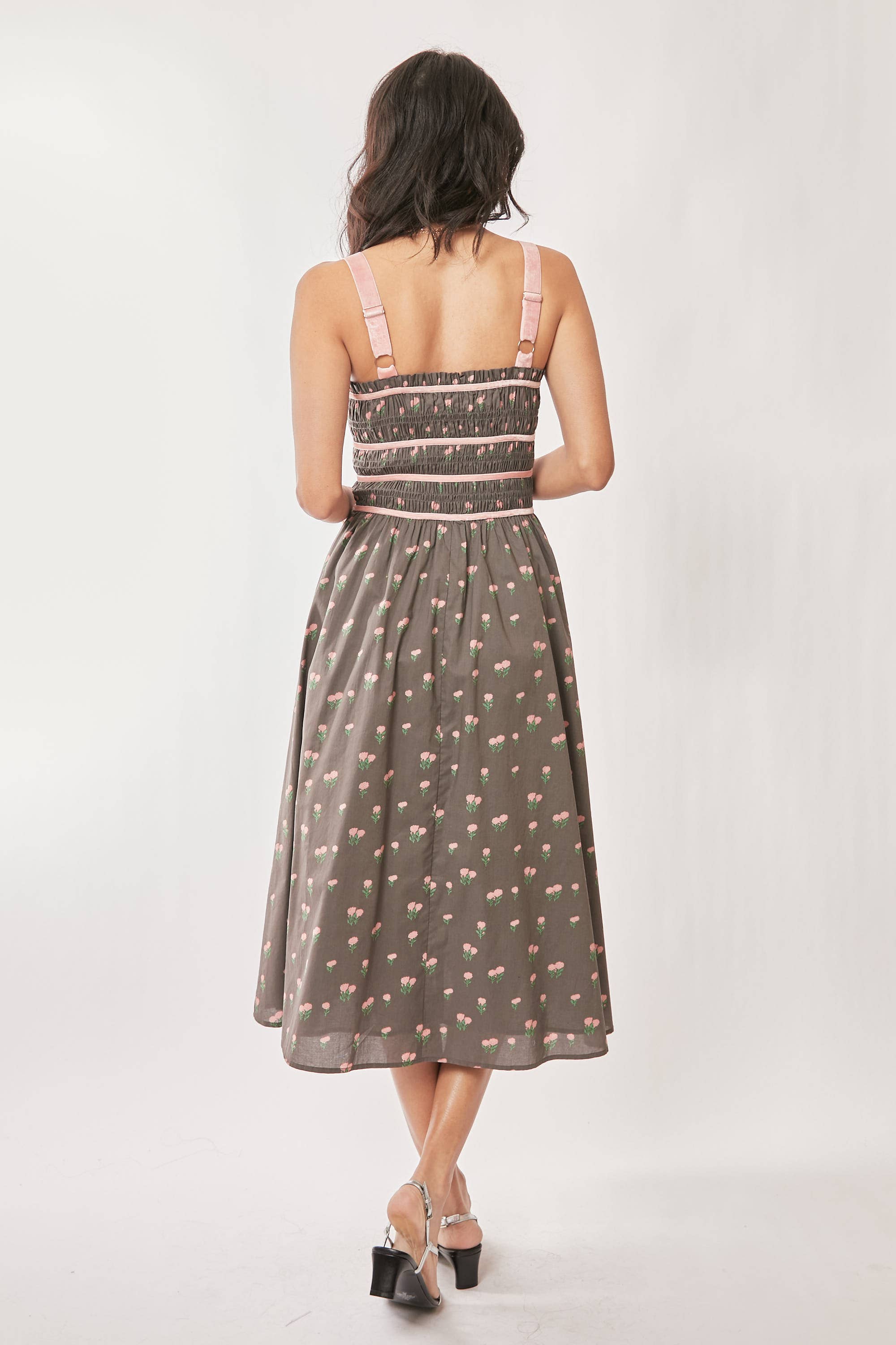Contrast Velvet Smocking Bodice Midi Dress (Plus)