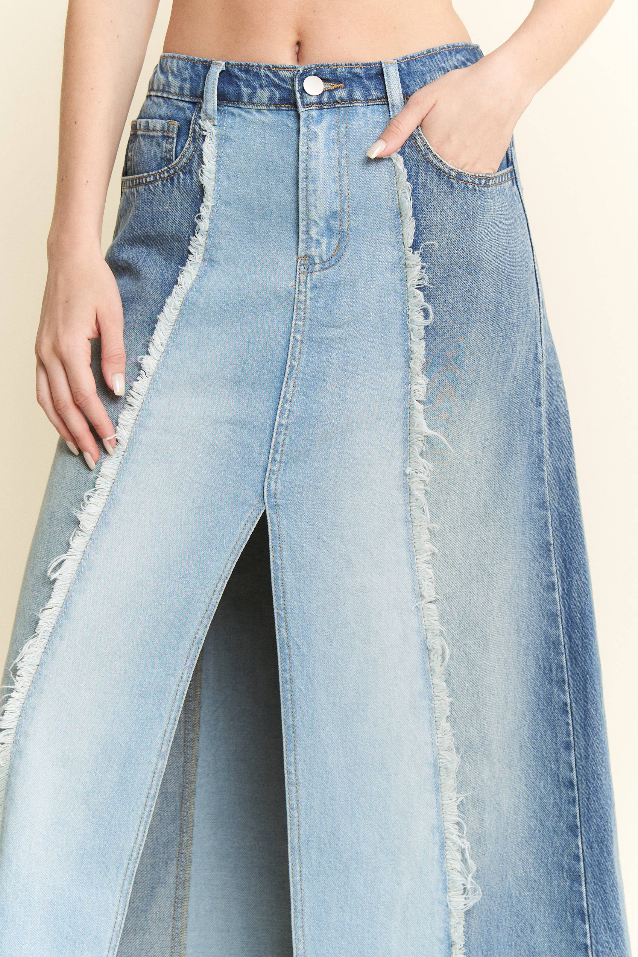 PLUS SIZE SPLIT DECISION DENIM FRONT SLIT SKIRT