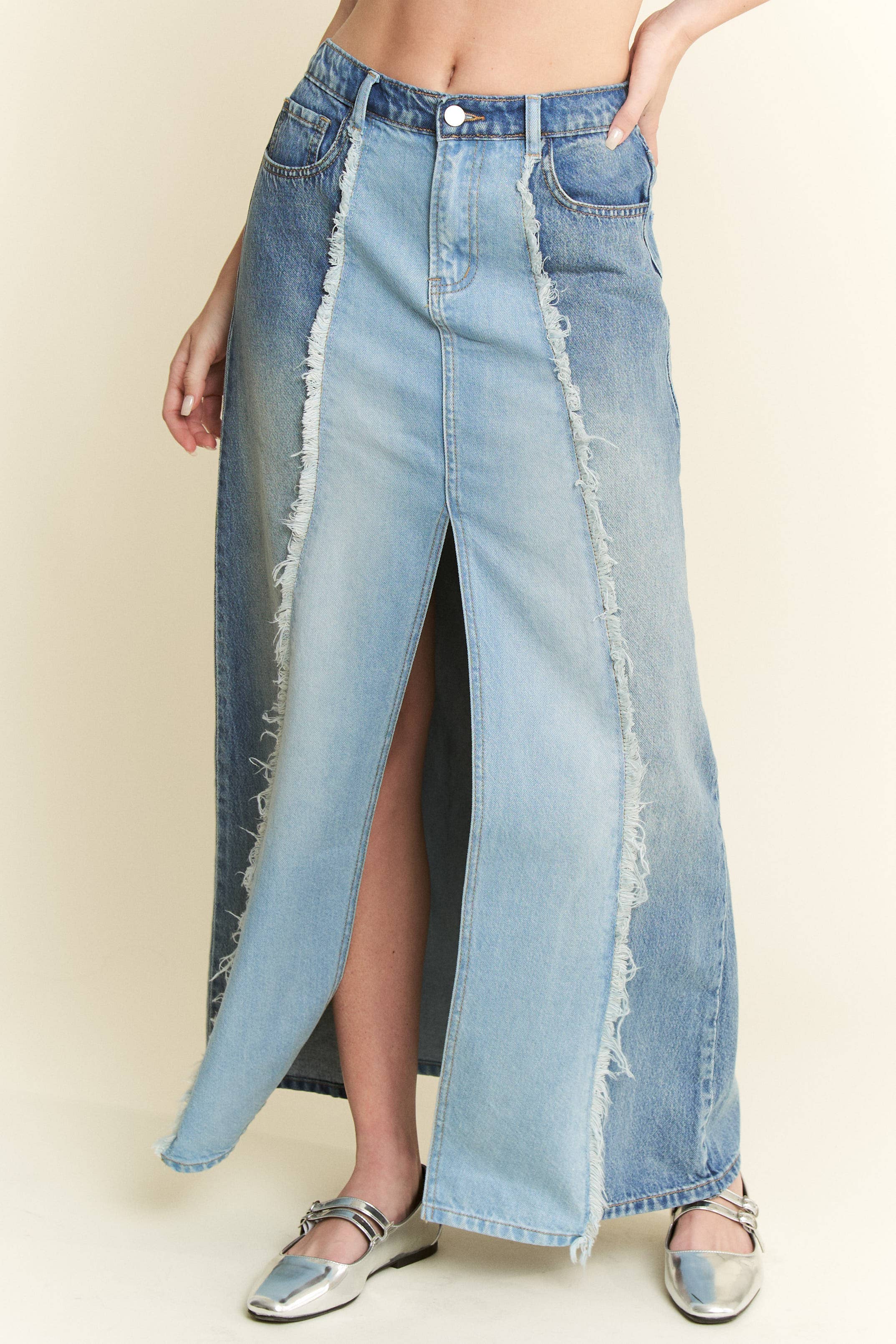 PLUS SIZE SPLIT DECISION DENIM FRONT SLIT SKIRT