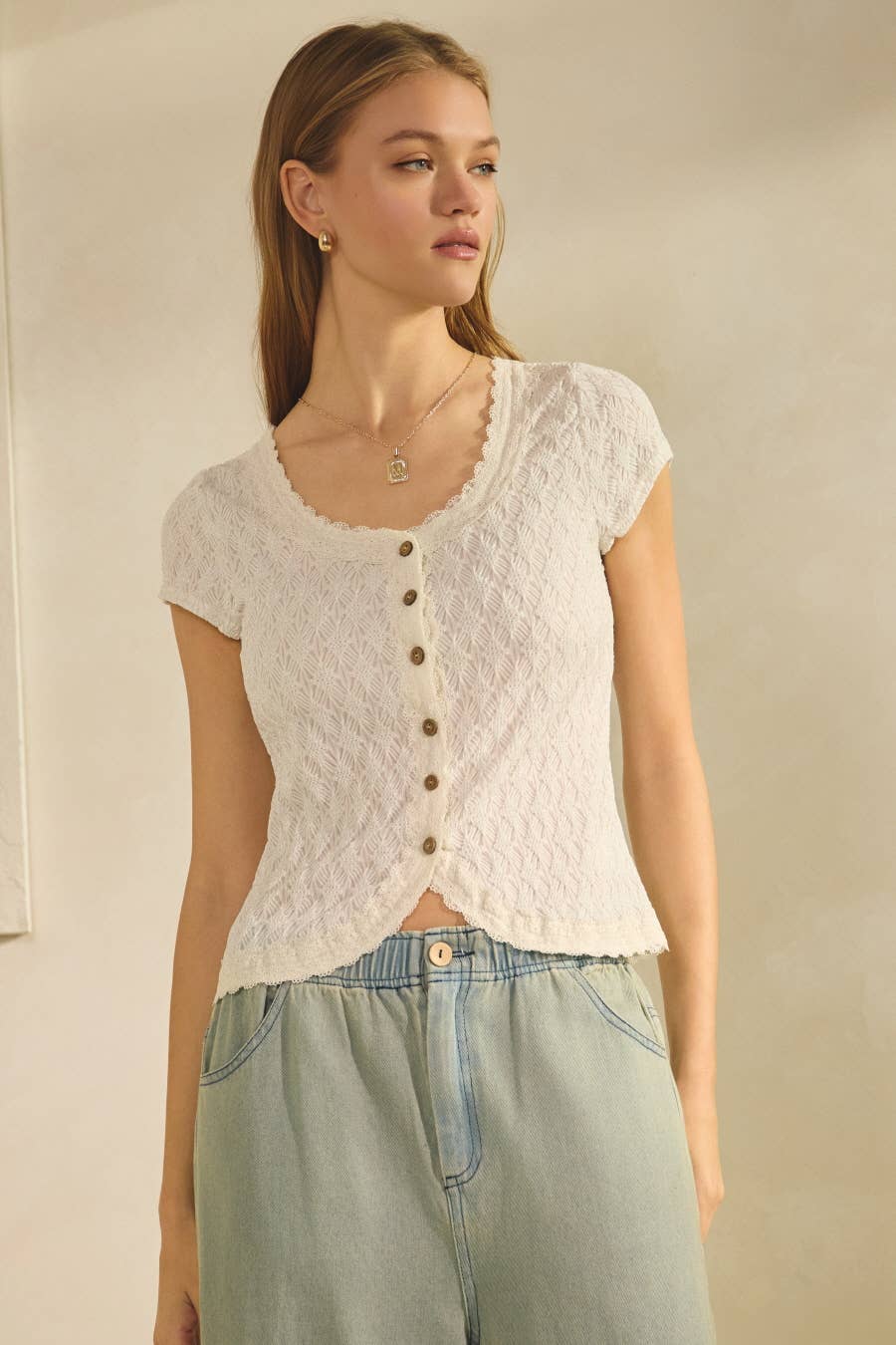 Shimmering Open-knit Short-sleeve Cardigan
