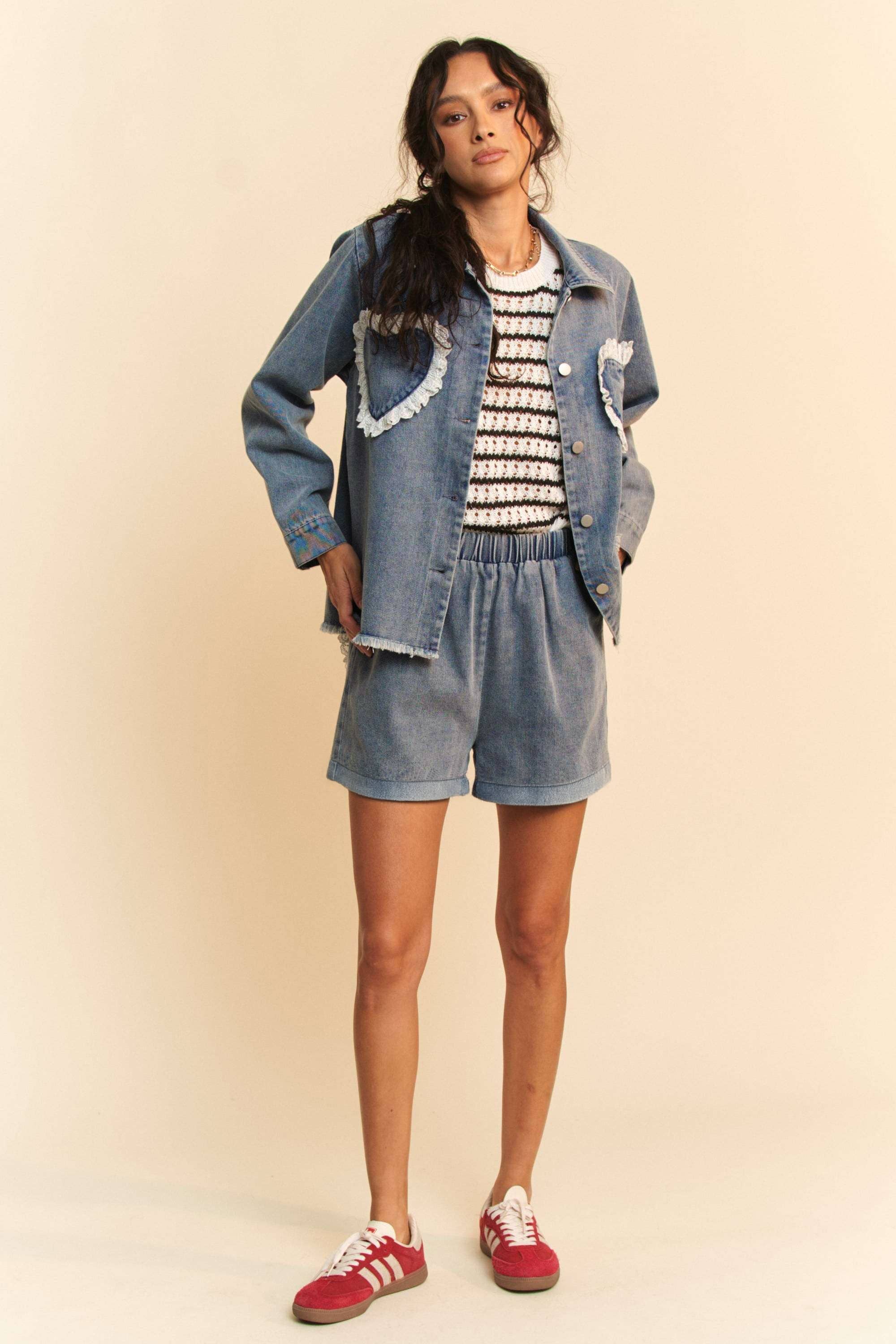 Heart Pocket Elastic Waist Shorts