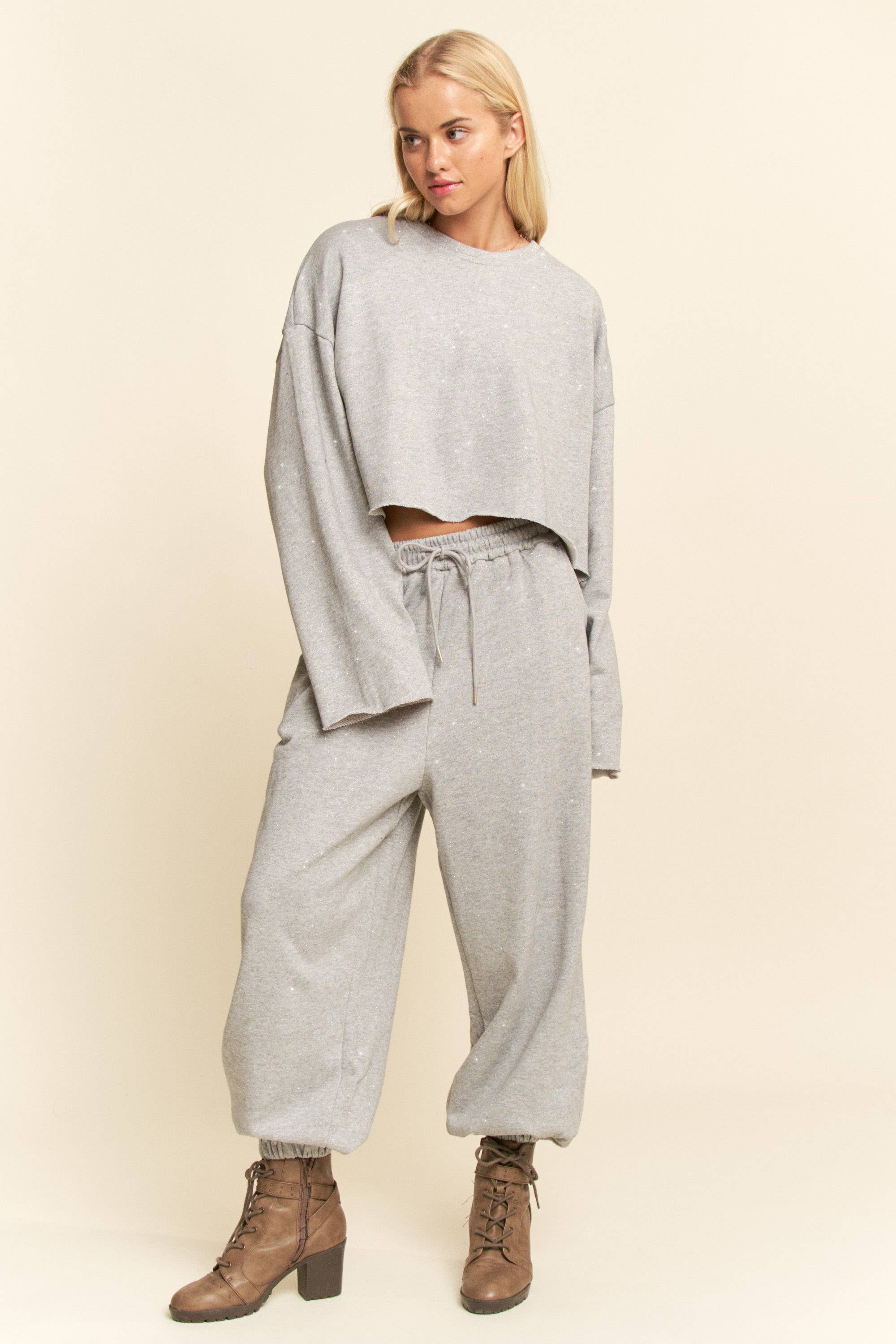 Rhinestone Speckled Crop Sweartshirt