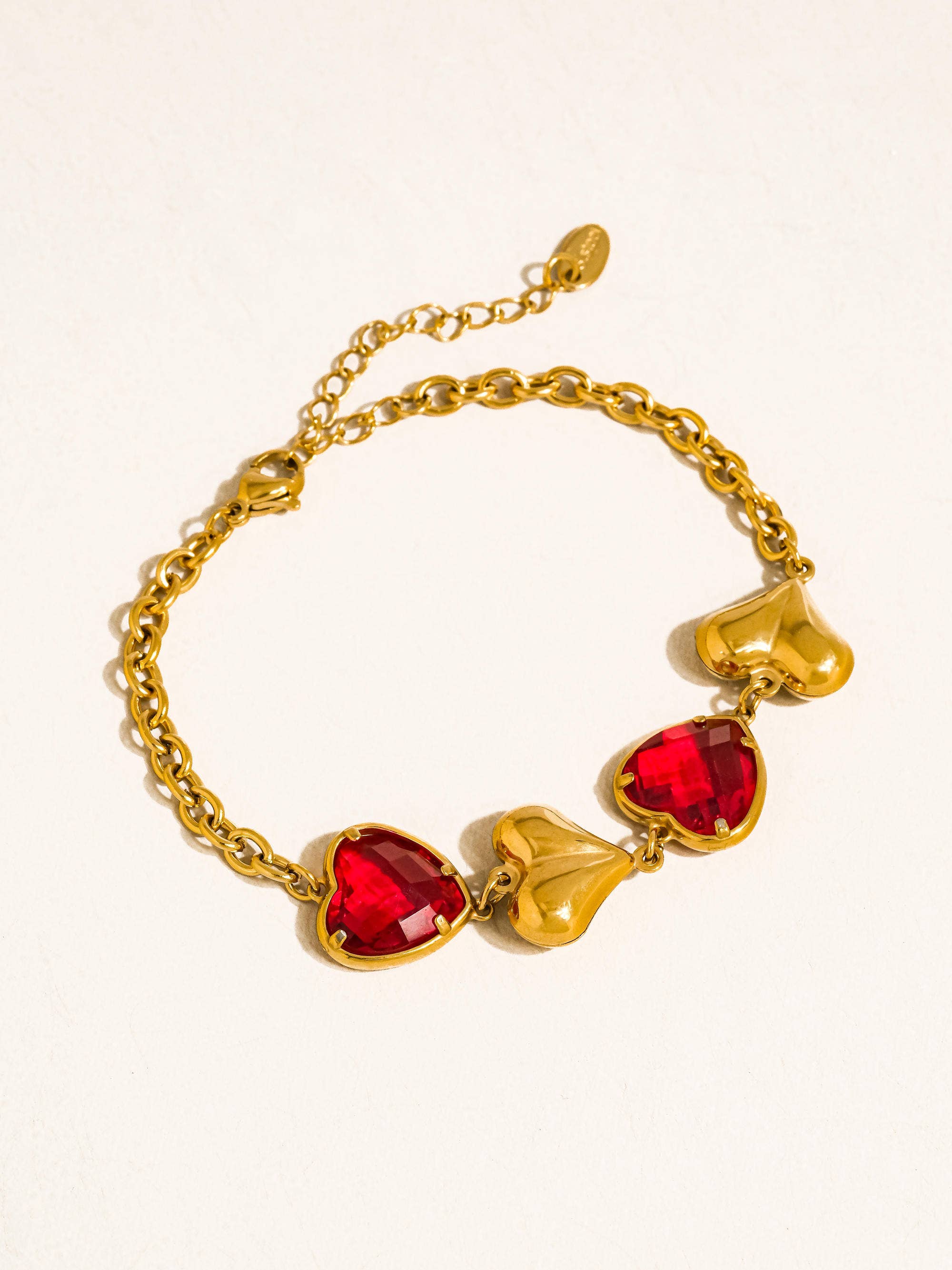 Gemalyn 18K Gold Non-Tarnish Heart Glass Bracelet