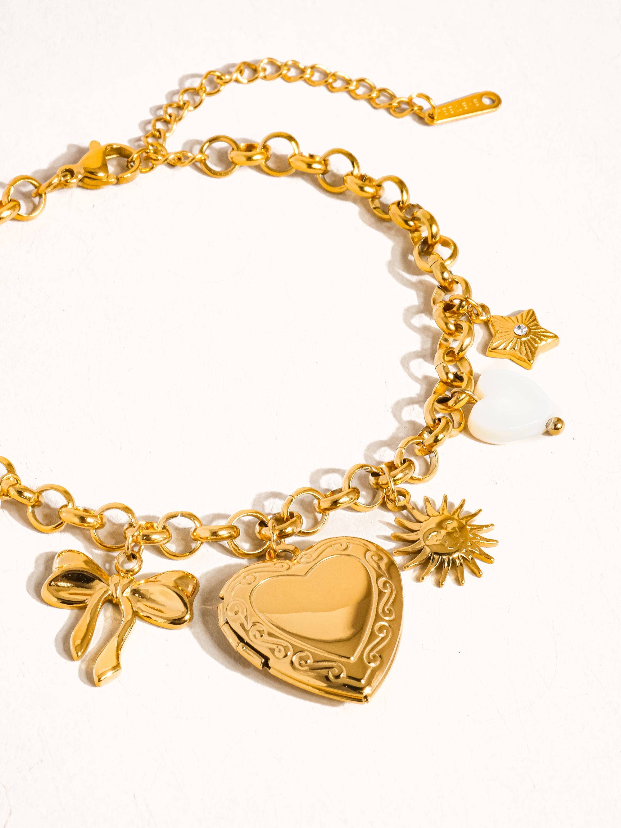 Eydn 18K Non-Tarnish Heart Locket Charm Bracelet