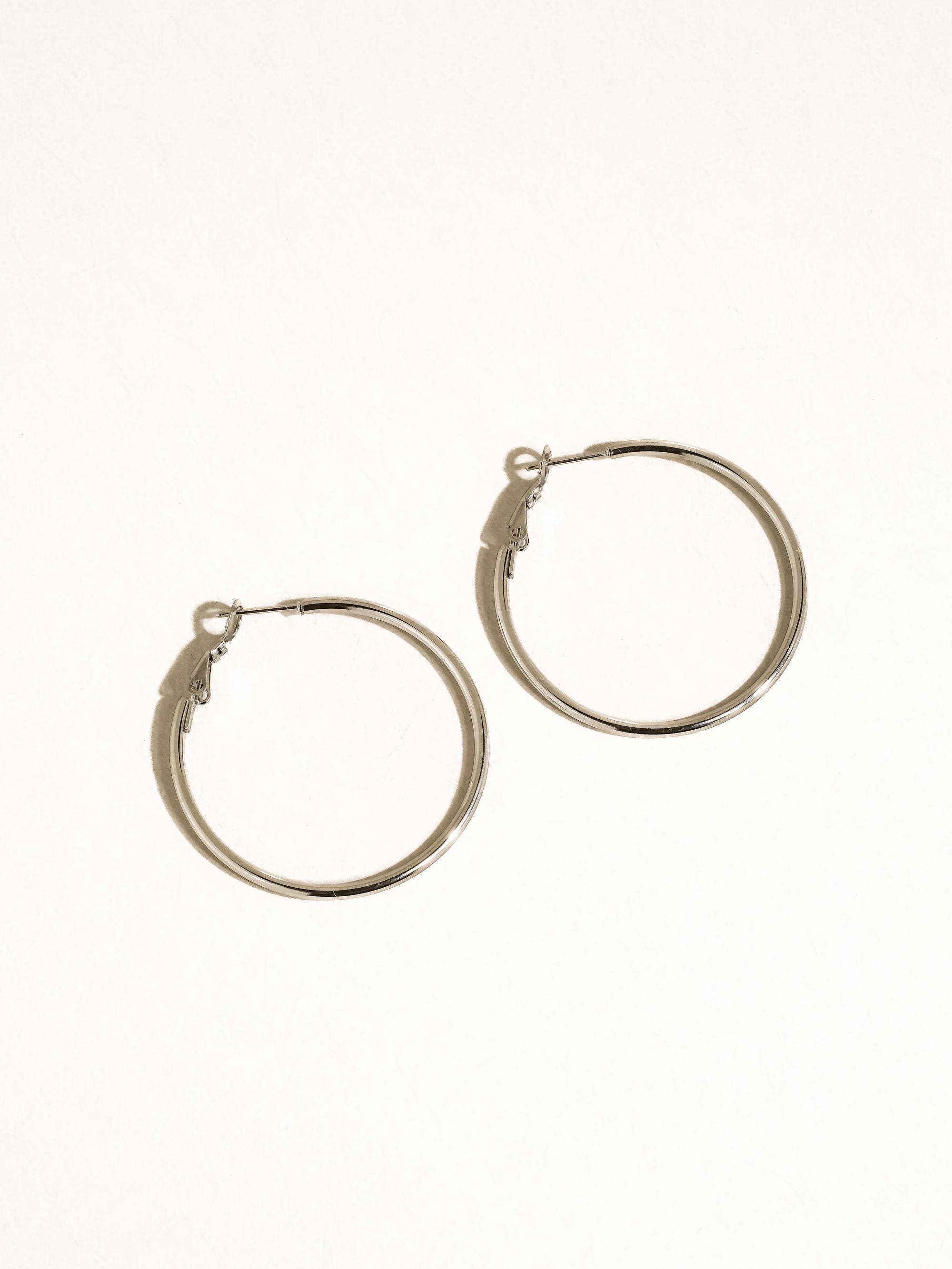 Eska 18K Gold Non-Tarnish Classic Thin Hoop Earring